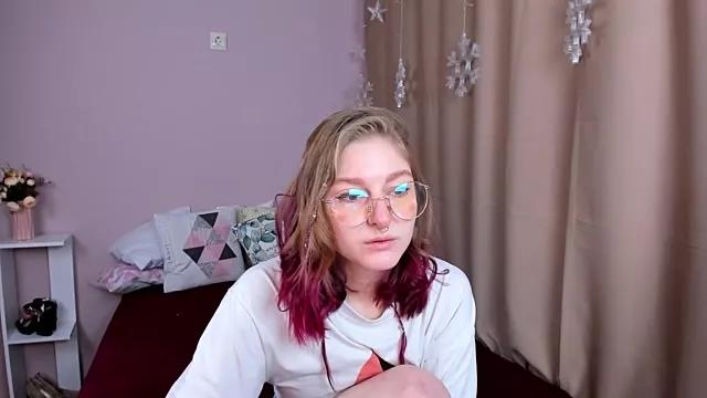 Lana_Delmar from StripChat