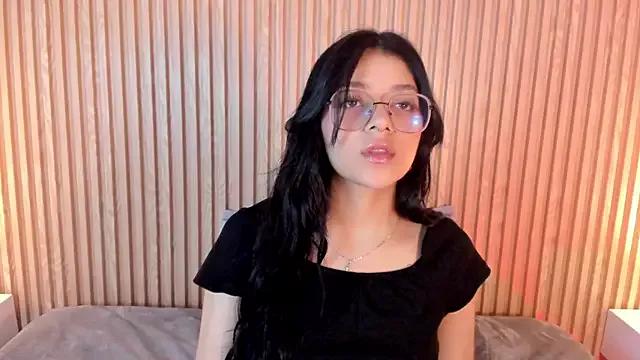 lana_dol from StripChat
