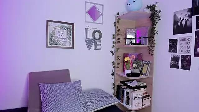 Lana_Herondale from StripChat is Freechat