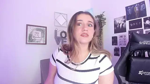 Lana_Herondale from StripChat