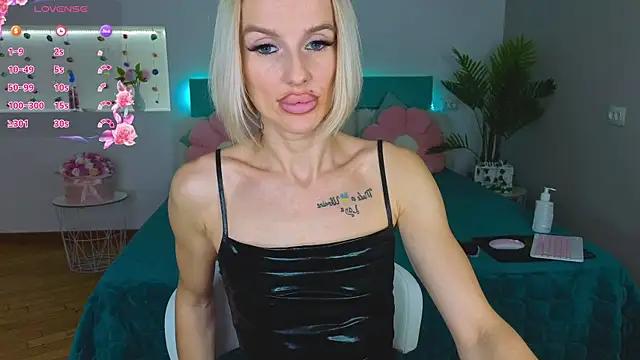 Lana_kitty__ from StripChat