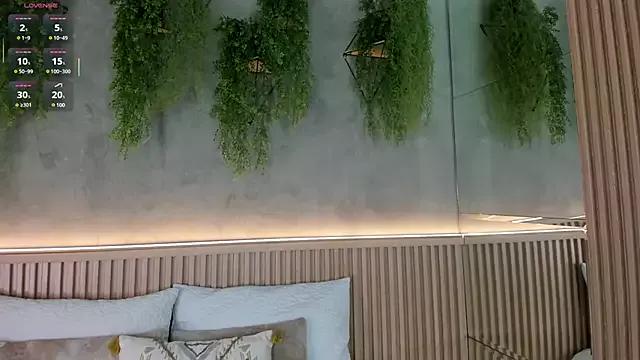 Lana_Lann from StripChat