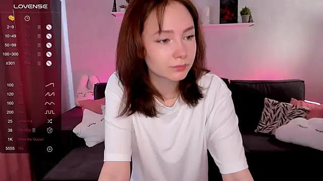 LanaBlu_ from StripChat