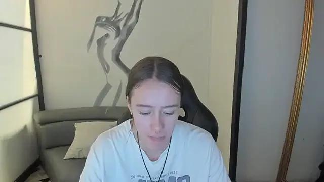 LanaHiuston from StripChat