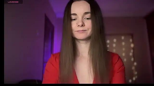 lanaloulou from StripChat