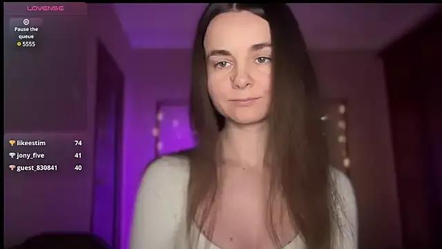 lanaloulou from StripChat