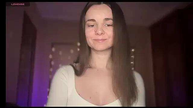 lanaloulou from StripChat