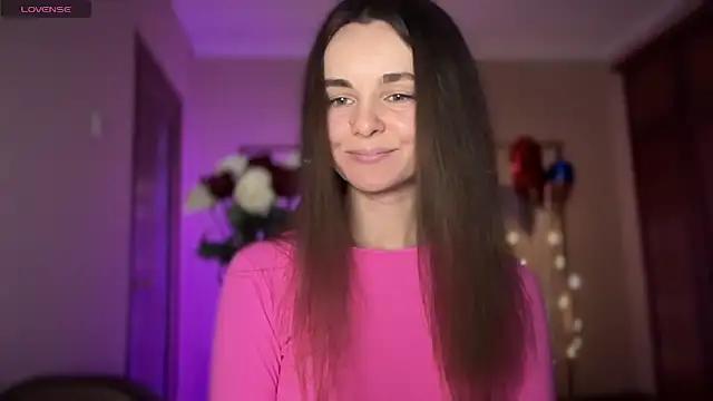 lanaloulou from StripChat