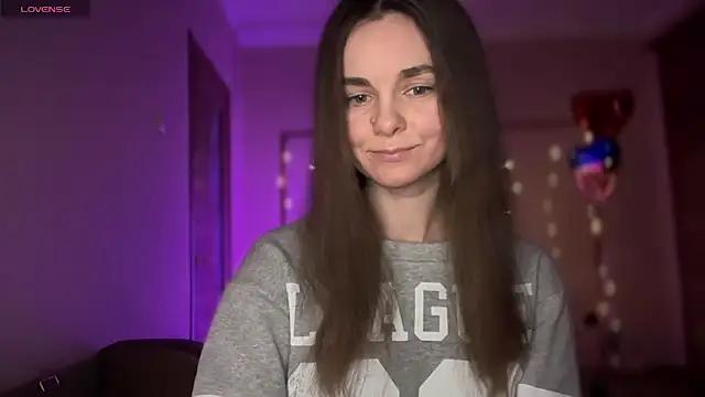 lanaloulou from StripChat