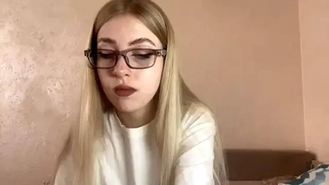 LanaNoir from StripChat is Freechat