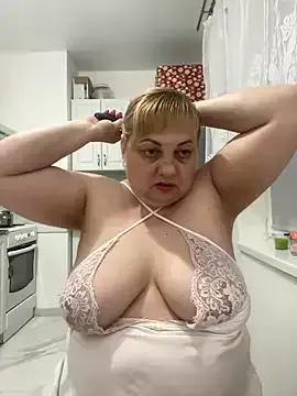 LanaSoftt from StripChat