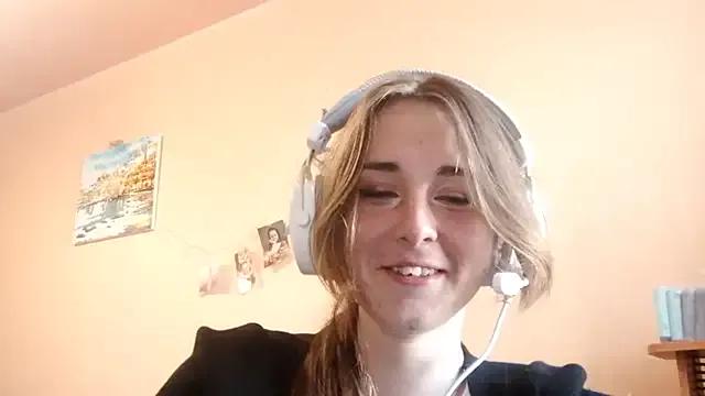 LaneMiss from StripChat is Freechat