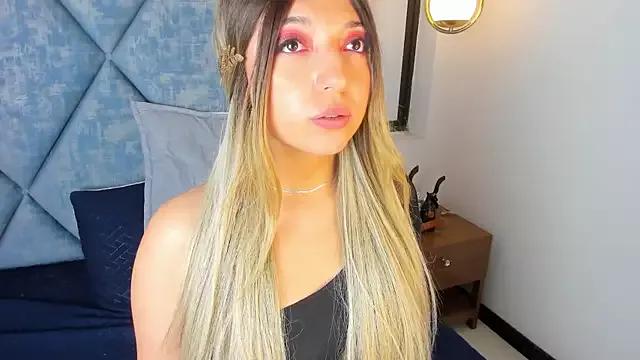 Lara_Crofftt from StripChat