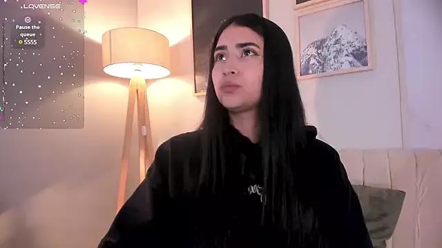 lara_madisson from StripChat