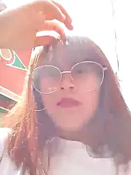 lara_moon25 from StripChat