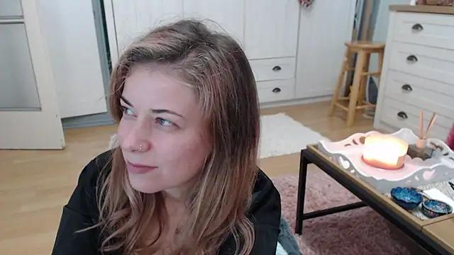 lara_vanilla from StripChat