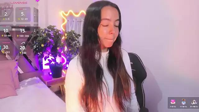Laraa_tay from StripChat