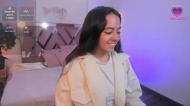 Laraa_tay from StripChat