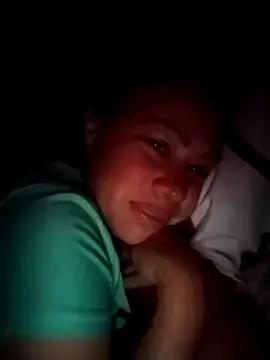 LaraCaliente from StripChat