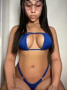 LaraCastro559 from StripChat is Freechat