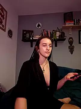 laradoom from StripChat