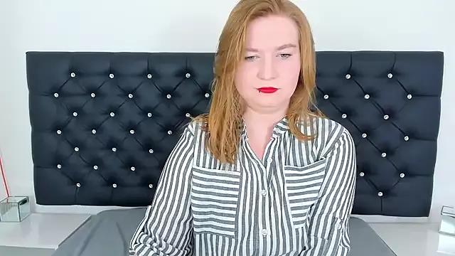 LaraDream from StripChat