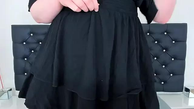 LaraDream from StripChat