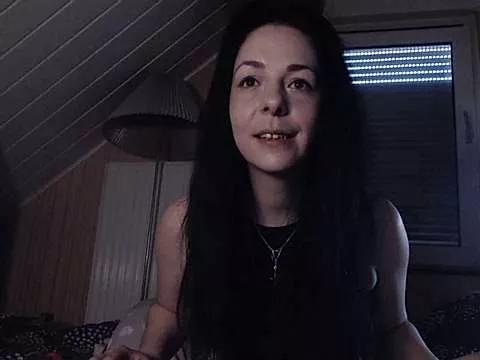 LaraLoviaAndFriends from StripChat