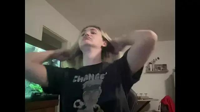 larasexy35 from StripChat