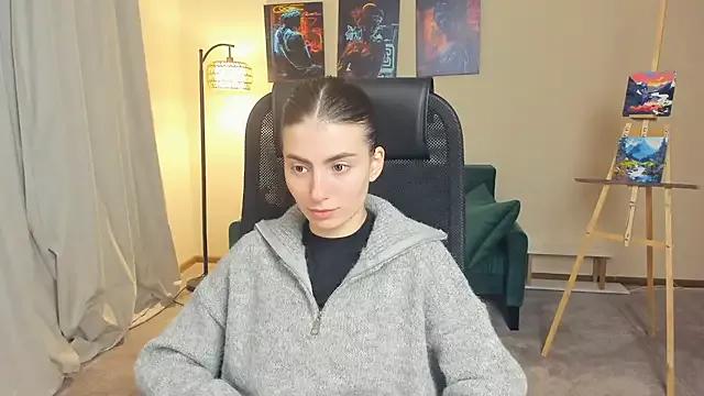 LareeSherrin from StripChat is Freechat