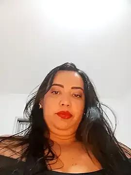 LariPrado69 webcams show profile image 