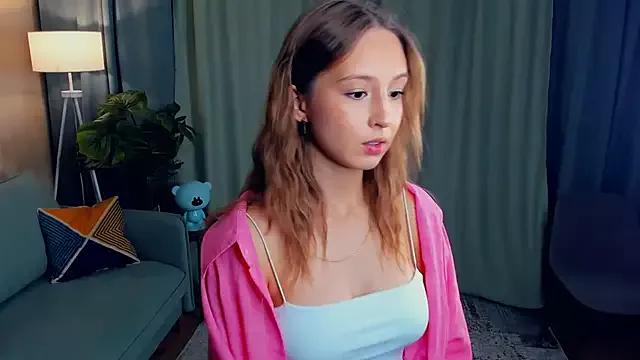 LaritaYoseph from StripChat is Freechat