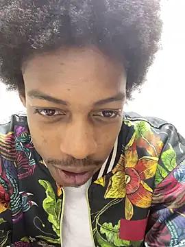 LarryCollin from StripChat