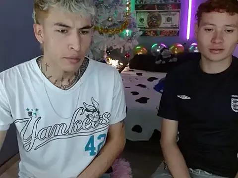 Latin_boysxxxx from StripChat is Freechat