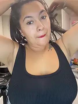 latina_curvy22 from StripChat is Freechat