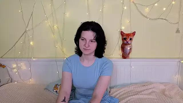 LatinaHuguenin from StripChat is Freechat