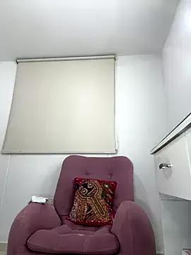 Lau_goddess_ass from StripChat is Freechat