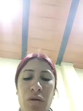 laurahotdirty from StripChat is Freechat