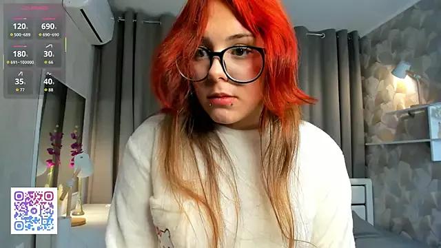 LaurenaLandro from StripChat is Freechat