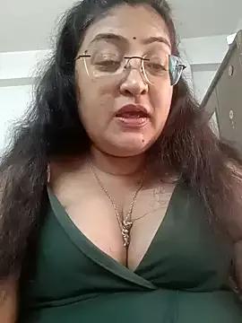 LAVERNIYA_ webcams show profile image 