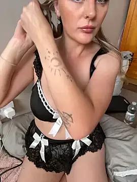 Layla_20_ from StripChat