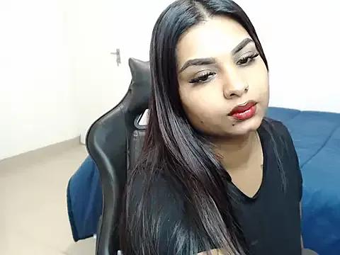 layla_amin from StripChat