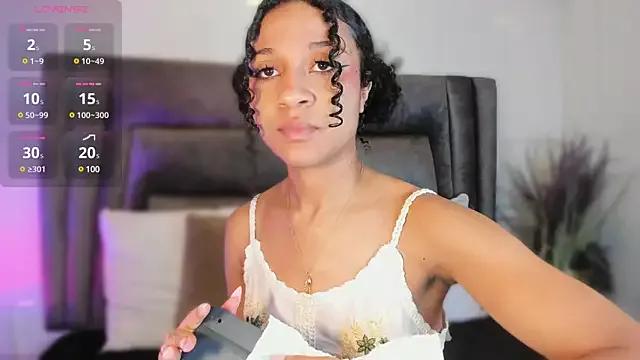 Layla_Clarke from StripChat is Freechat