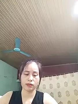Lee-Nguyen from StripChat