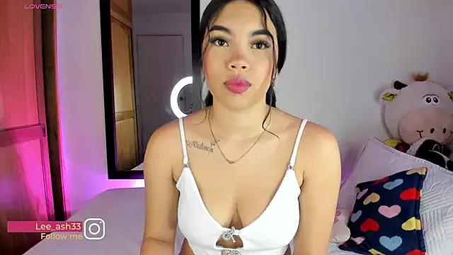 Lee_Ash from StripChat