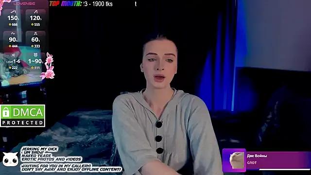 Lee_Loo from StripChat