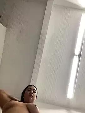 Leila__Saade from StripChat