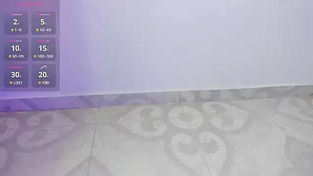 Leila_Saadi from StripChat