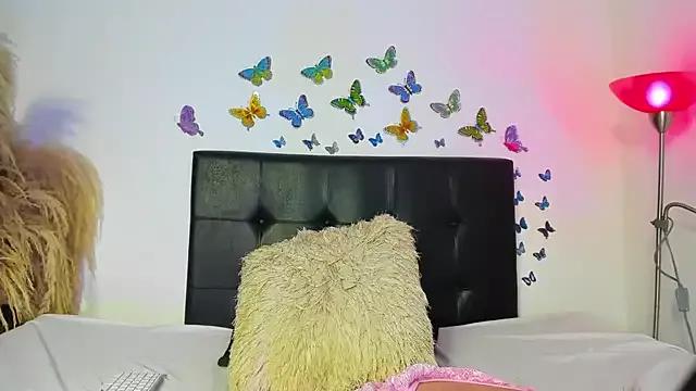 LeilaAngels from StripChat
