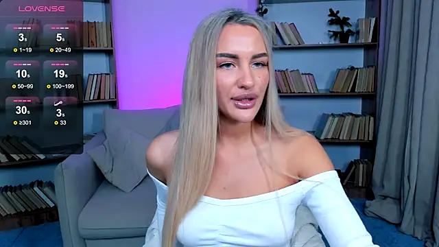 Leilalav from StripChat